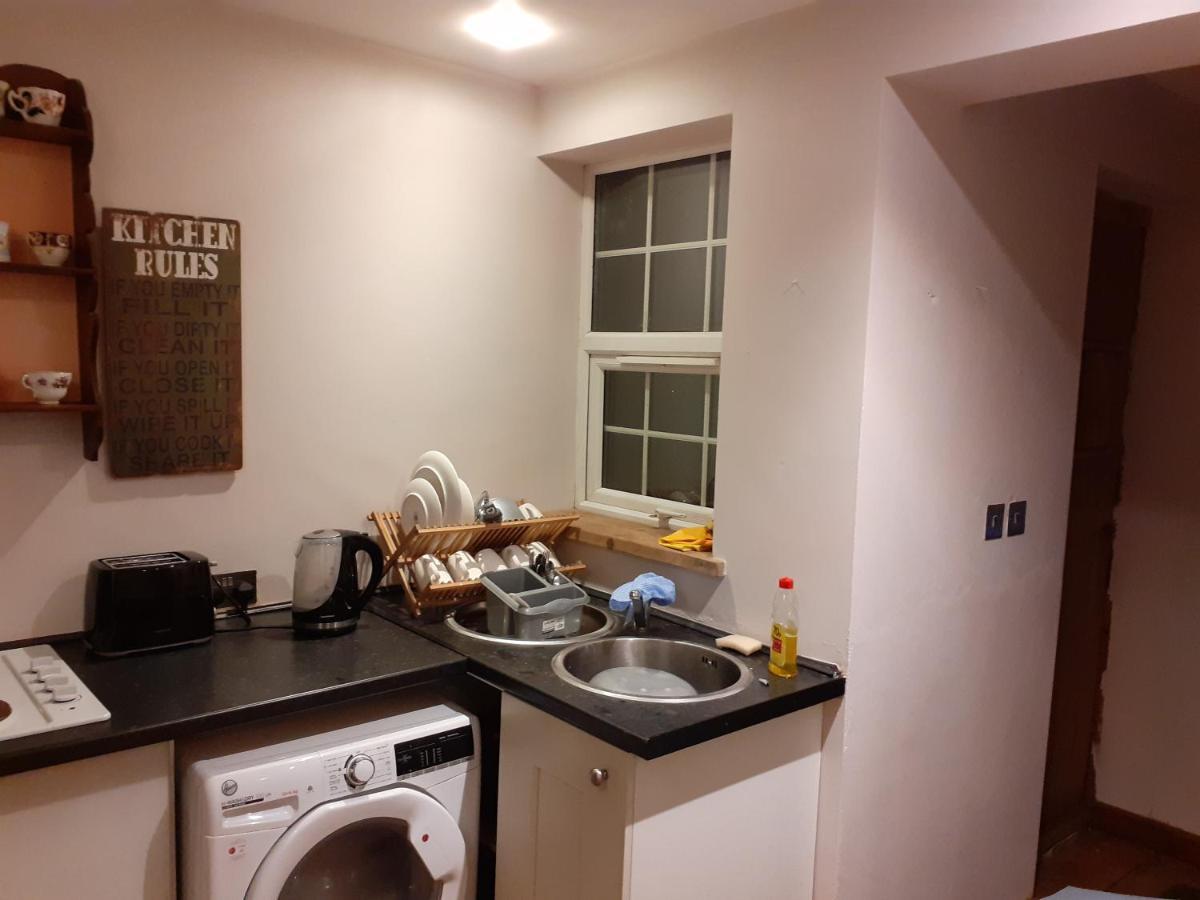 Characterful Cottage Near The Sea, Beach, Pier & Shops Weston-super-Mare Exteriér fotografie